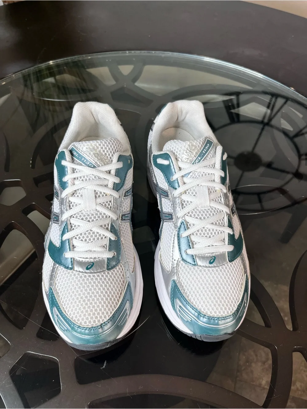 Asics excellent no conditions